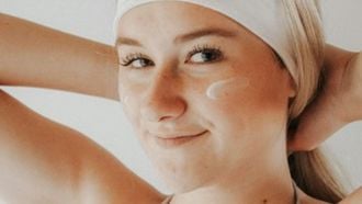 De taal van je huid en de kunst van het luisteren naar je lichaam