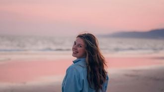 Lieke (31) heeft een dilemma: 'Wil ik kinderen in een onzekere wereld?'