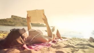 Leestips van BEDROCK: deze boeken wil je deze zomer in je strandtas hebben
