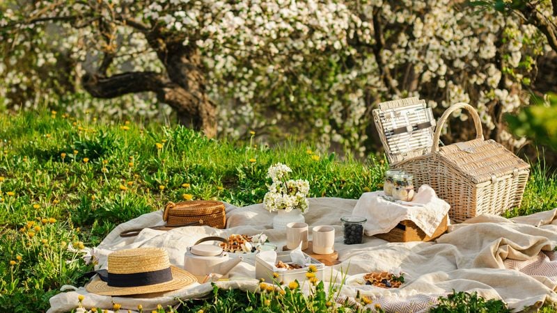 Winnen: een mooi zomerpakket van Dille & Kamille voor een diner of wandeling