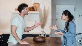 Ruzie met je partner? Het ‘Ocean View’-principe kan helpen om anders naar een conflict te kijken