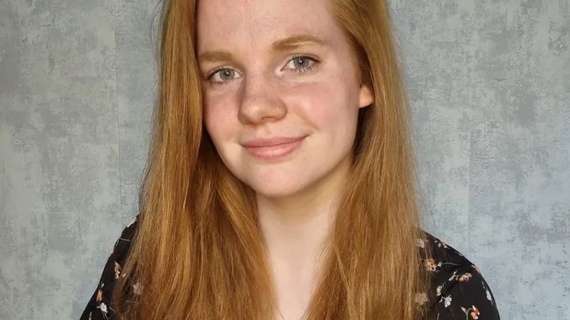 Jessica (25) heeft een taalontwikkelingsstoornis (TOS): 'Ik voelde me een alien op een planeet met een vreemde taal'
