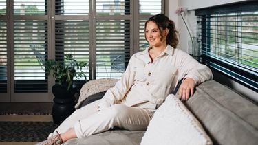 Jessica (25) heeft een taalontwikkelingsstoornis (TOS): 'Ik voelde me een alien op een planeet met een vreemde taal'